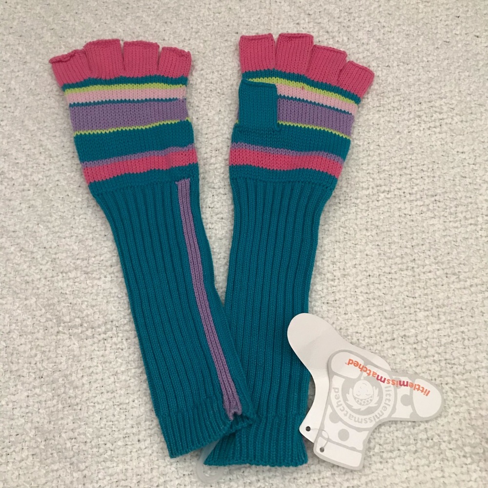 NWT Little Mismatched Fingerless Gloves